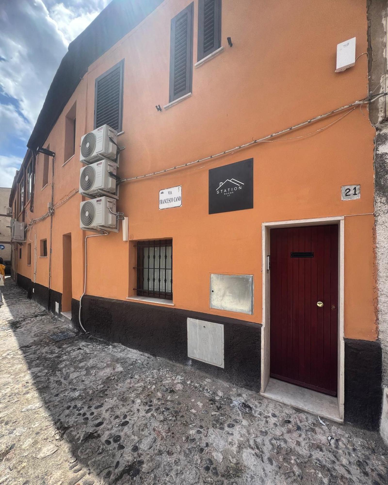 Station Rooms37 Sassari Exterior foto