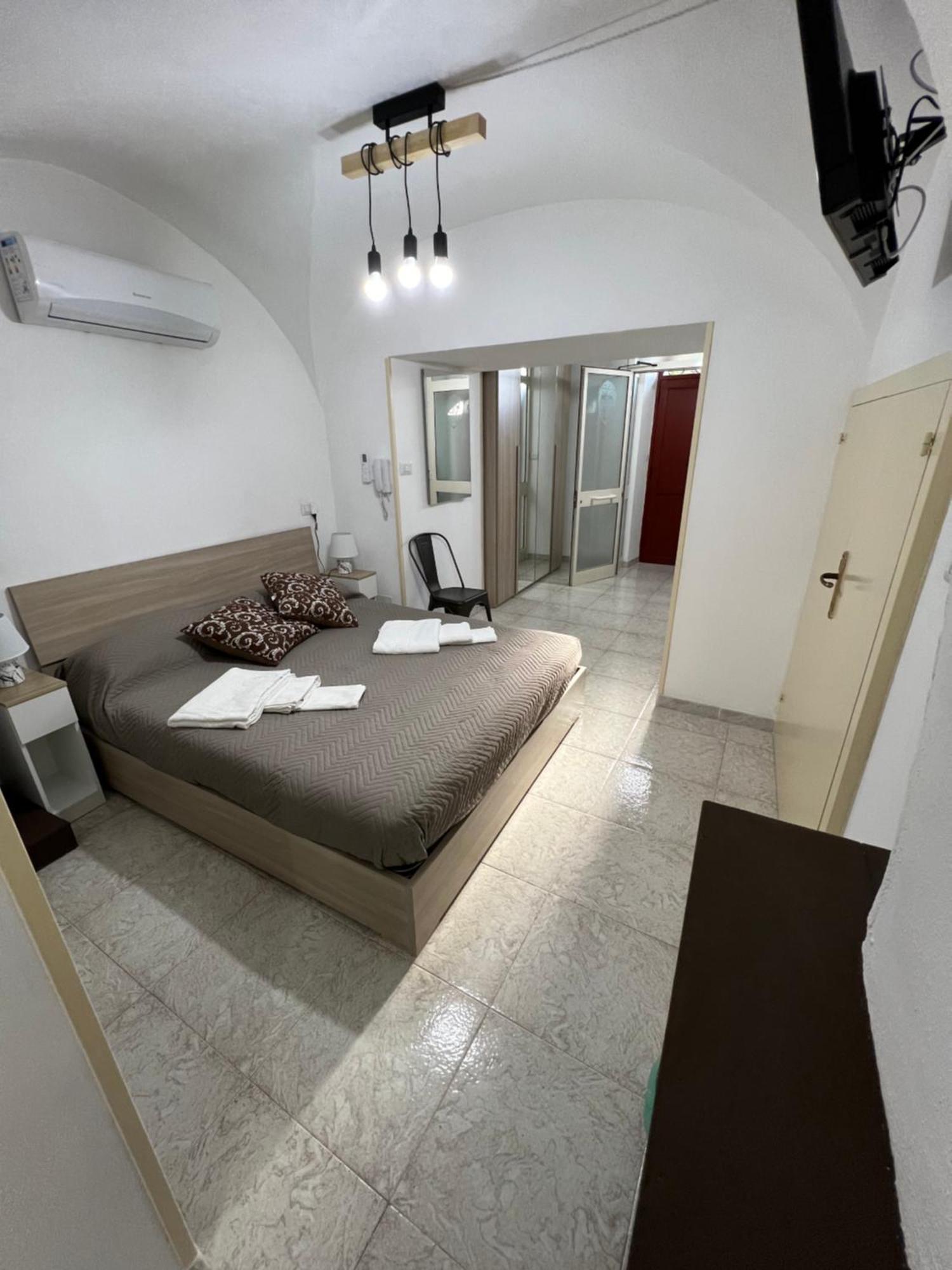 Station Rooms37 Sassari Exterior foto