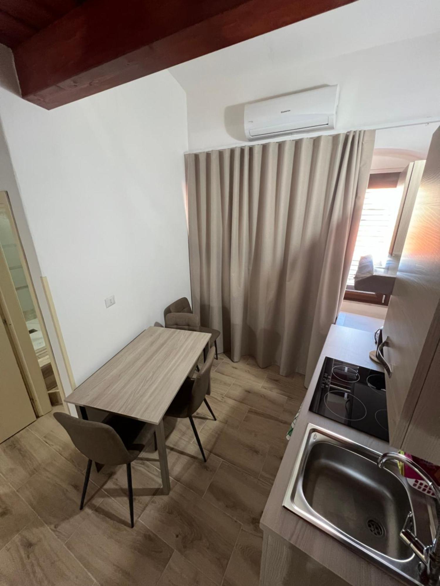 Station Rooms37 Sassari Exterior foto