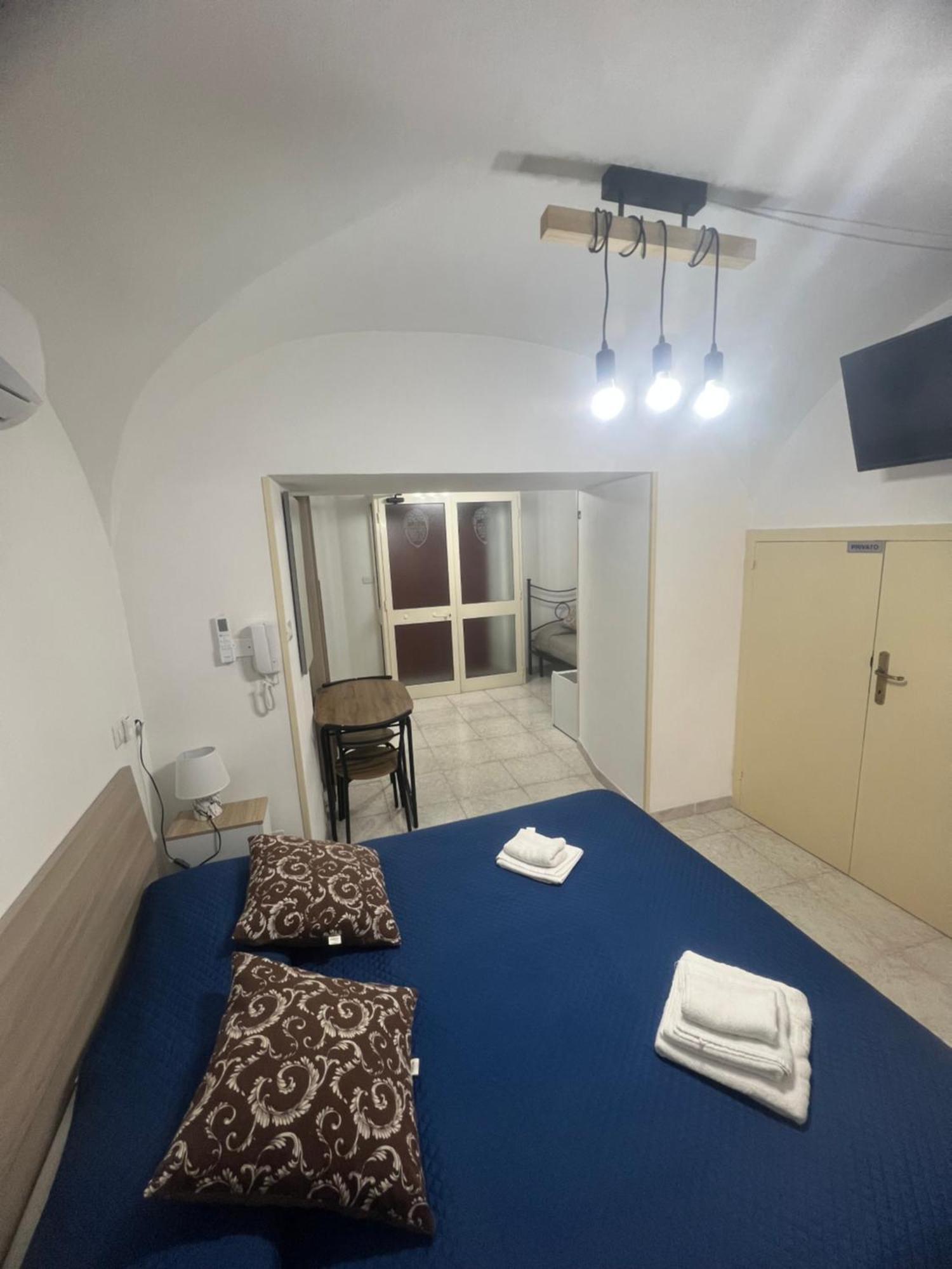 Station Rooms37 Sassari Exterior foto